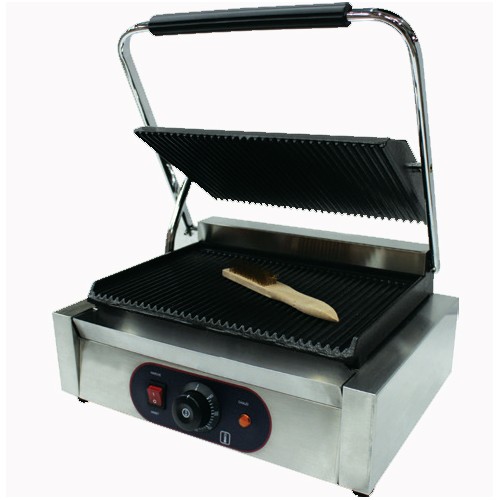Panini grill dessus et dessous rainurés inox Panini grill dessus et dessous rainurés inox