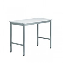 Table de découpe, dessus polyéthylène, avec piétiment soudé, largeur 600 mm
