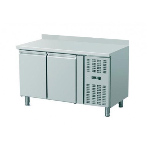 Meuble réfrigéré avec dosseret, acier inoxydable, 282 l, - 2 + 8 (°C) Meuble réfrigéré avec dosseret, acier inoxydable, 282 l, - 2 + 8 (°C)