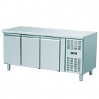 Meuble pâtissier gamme 800, sans dosseret, 3 portes, 560 L, -2 + 8 (°C)