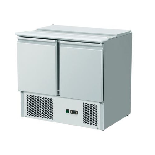 Saladette réfrigérée, +2 + 8 °C, 240 L, plan de travail inox, 2 portes Saladette réfrigérée, +2 + 8 °C, 240 L, plan de travail inox, 2 portes