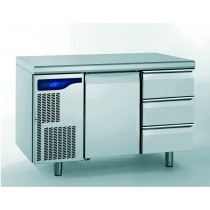 Meuble réfrigéré gastronorme avec groupe, en acier inoxydable, froid positif,1 porte + 3 tiroirs ht 105 mm, 698 W