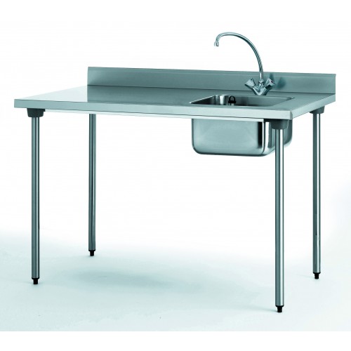 Table du chef avec robinet à dosseret avec bac à droite largeur 700 mm Table du chef avec robinet à dosseret avec bac à droite largeur 700 mm