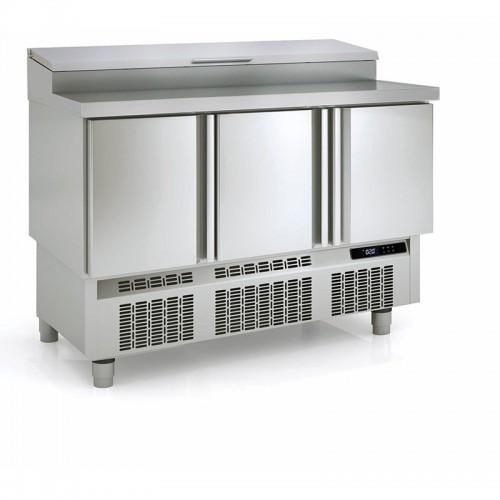 Meuble saladette, dessus inox avec couvercle, 3 portes pleines, 264 L Meuble saladette, dessus inox avec couvercle, 3 portes pleines, 264 L