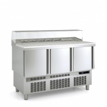 Meuble saladette, dessus granit avec pare-haleine, 3 portes pleines, 264 L