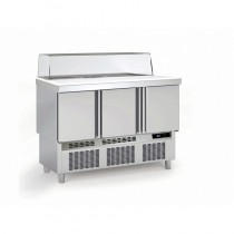 Meuble saladette avec plaque de travail polyéthylène, dessus inox , 3 portes