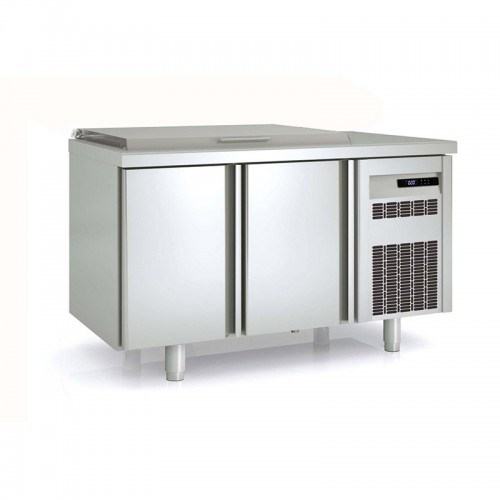 Meuble de préparation, dessus inox avec couvercle, 2 portes pleines, 255 L, 15 bacs GN 1/6 Meuble de préparation, dessus inox avec couvercle, 2 portes pleines, 255 L, 15 bacs GN 1/6