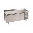 Desserte réfrigérée adossée gamme gastro GN1/1 3 portes inox 465 L