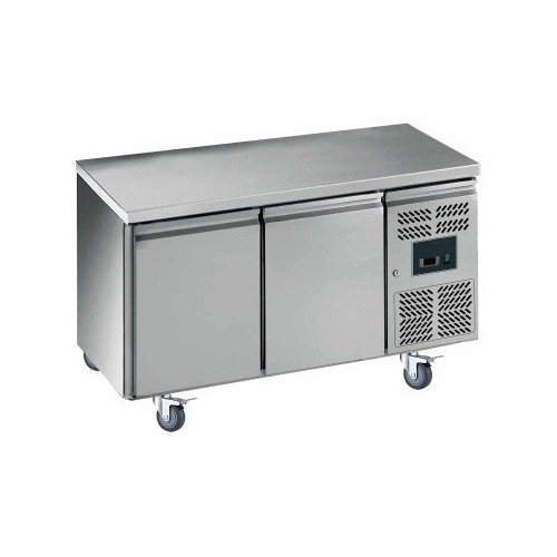 Desserte réfrigérée centrale -18/-22°C à 38°C inox 2 portes gamme gastro GN1/1 282 L Desserte réfrigérée centrale -18/-22°C à 38°C inox 2 portes gamme gastro GN1/1 282 L