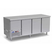 Table GN1/1 positive tropicalisée +43°C centrale acier inox AISI 304 4 portes + 1 portillon 670 L