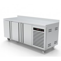 Tour pâtissiers adossé 3 portes froid positif ventilé profondeur 800 mm 595 L